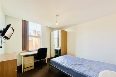 6 bed house, Midland Avenue, Lenton, Nottingham, NG72FD - Image 10