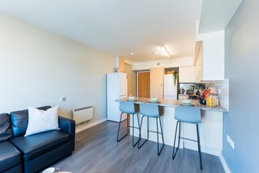 Bronze En Suite at St Peters Court, Midland Way, Lenton, Nottingham, NG73EU - Image 10