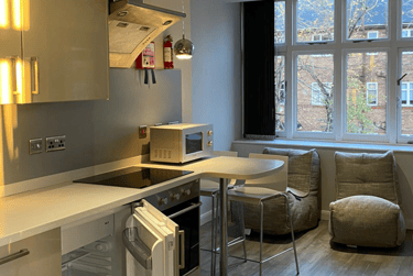1 bed house, West Walk, Highfields, Leicester, LE17AG - Image 3