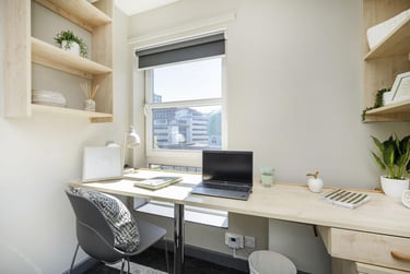 Classic Ensuite at Curzon House, Curzon Street,, City Centre, Nottingham, NG31DJ - Image 3