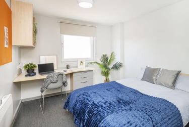 Premium Ensuite at Filbert Village, Linker Road, City Centre, Leicester, LE27FF - Image 1