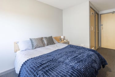 Premium Ensuite at Filbert Village, Linker Road, City Centre, Leicester, LE27FF - Image 2