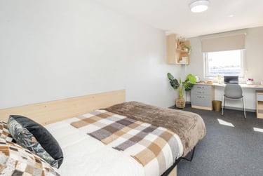 Premium Plus Ensuite at Filbert Village, Linker Road, City Centre, Leicester, LE27FF - Image 1