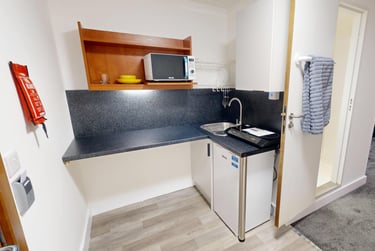 Deluxe Double Studio - Image 2