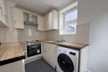 1 bed house, Cherry Street, Heeley, Sheffield, S24FF - Image 1