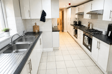 7 bed house, Treherbert Street, Cathays, Cardiff, CF244JN - Image 6