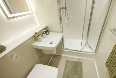 Premium Terrace Studio - Image 7