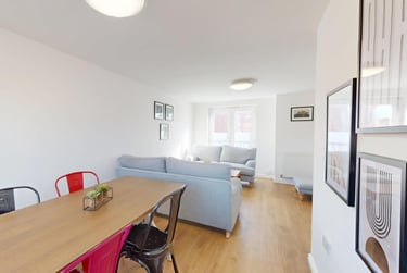 4 bed house, Goods Yard Close, City Centre, Loughborough, LE115EB - Image 4