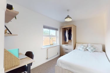 4 bed house, Goods Yard Close, City Centre, Loughborough, LE115EB - Image 13