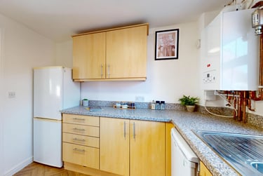 4 bed house, Goods Yard Close, City Centre, Loughborough, LE115EB - Image 6