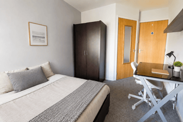 6 bed house, Packe Street, City Centre, Loughborough, LE113EZ - Image 4