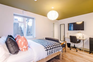 1 bed house, Consort Terrace, Hyde Park, Leeds, LS31ET - Image 2