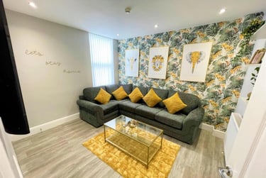 5 bed house, Connaught Road, Low Hill, Liverpool, L78RW - Image 1