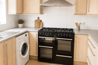 4 bed house, Goldfinch Close, City Centre, Loughborough, LE113HG - Image 4