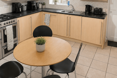 4 bed house, Wren Close, City Centre, Loughborough, LE113HL - Image 3
