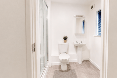 1 bed house, Market Street, City Centre, Loughborough, LE113ER - Image 4