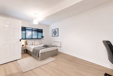 1 bed house, Market Street, City Centre, Loughborough, LE113ER - Image 1