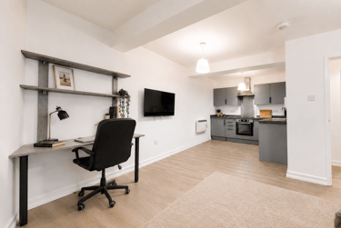 1 bed house, Market Street, City Centre, Loughborough, LE113ER - Image 2