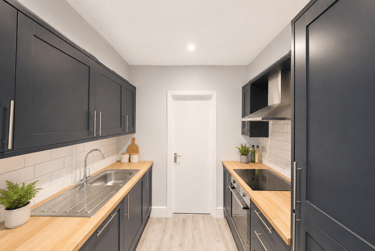 5 bed house, Herrick Road, Shelthorpe, Loughborough, LE112BS - Image 3