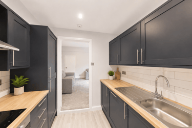 5 bed house, Herrick Road, Shelthorpe, Loughborough, LE112BS - Image 4