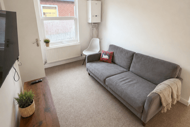 3 bed house, Warners Lane, City Centre, Loughborough, LE111UL - Image 1