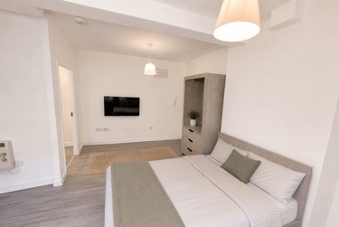 1 bed house, Market Street, City Centre, Loughborough, LE113ER - Image 2