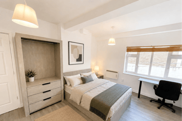 1 bed house, Market Street, City Centre, Loughborough, LE113ER - Image 1