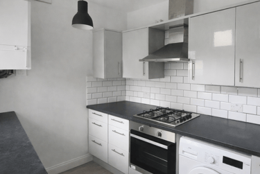 3 bed house, Priestley Street, Heeley, Sheffield, S24DD - Image 2