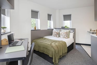Gold Studio at Icon House, Registry Street, City Centre, Stoke, ST41JP - Image 1