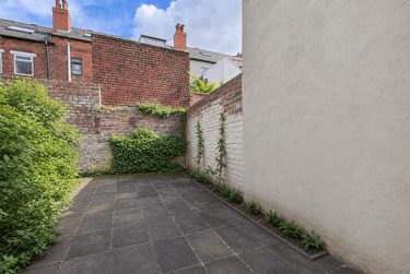 4 bed house, Woodhead Road, Highfield, Sheffield, S24TD - Image 5