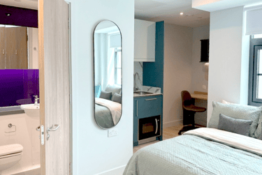 Inter-Linked Studio at Willen House, Bath Street, Islington, London, EC1V9DX - Image 1