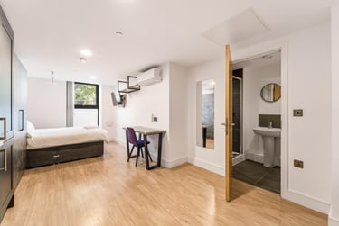 Studio | Studio Apartment - Image 19