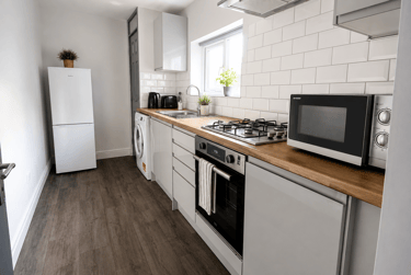 2 bed house, High Street, Langley Moor, Durham, DH78JW - Image 3