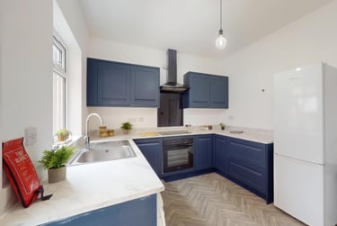 4 bed house, Storer Road, City Centre, Loughborough, LE115EH - Image 3