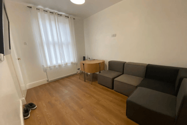 4 bed house, Station Street, City Centre, Loughborough, LE115EF - Image 8