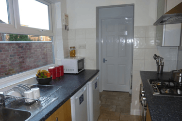 4 bed house, Station Street, City Centre, Loughborough, LE115EF - Image 11