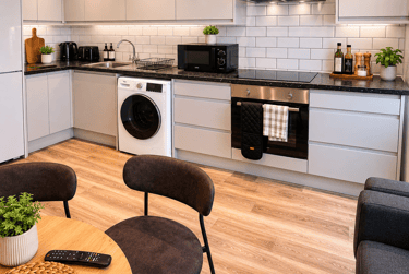 3 bed house, Hotwell Road, Southville, Bristol, BS84UB - Image 1