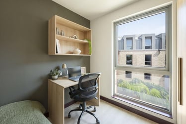 Classic Ensuite - Image 2