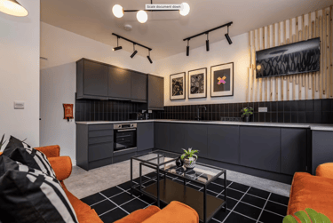 3 bed house, Rose Grove, Beeston, Nottingham, NG91PB - Image 1