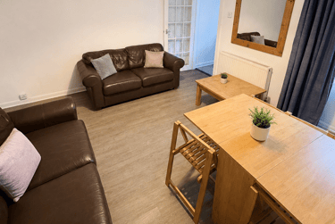 3 bed house, Leopold Street, City Centre, Loughborough, LE115DL - Image 1