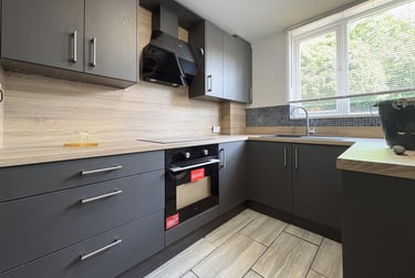 4 bed house, Shoreham Street, Heeley, Sheffield, S24FA - Image 2