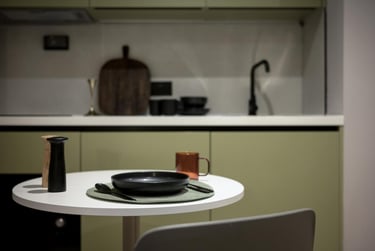 Deluxe Studio Wet Room - Image 17
