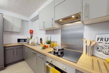 Bronze Ensuite - Image 5