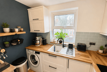 2 bed house, Rutland Street, City Centre, Loughborough, LE111BW - Image 2