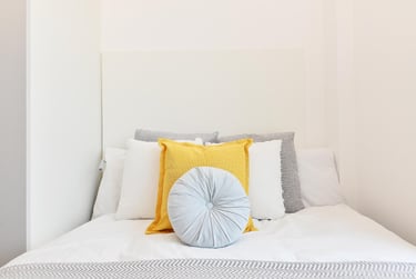 Gold Ensuite - Image 9
