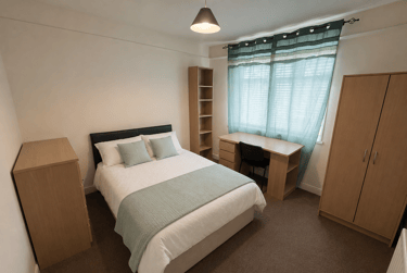 5 bed house, Carholme Road, West End, Lincoln, LN11SP - Image 1
