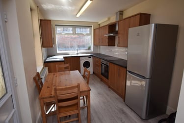 4 bed house, Teversal Avenue, Radford, Nottingham, NG71PX - Image 5