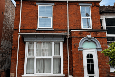 6 bed house, West Parade, West End, Lincoln, LN11QT - Image 1