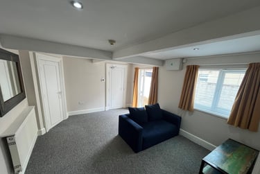 1 bed house, Richmond Road, Plasnewydd, Cardiff, CF243GA - Image 1