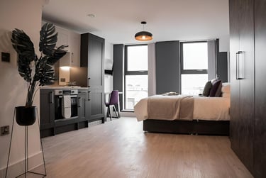Edition I+ | Ensuite Bedroom with Air Con - Image 50